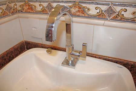 Casa de condomínio para alugar com 180m², 3 quartos e 4 vagasLavabo