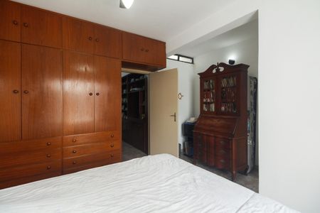 Casa à venda com 225m², 2 quartos e 1 vagaSuíte 2