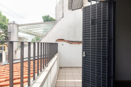 Casa à venda com 225m², 2 quartos e 1 vagaSuíte 1 - Varanda 
