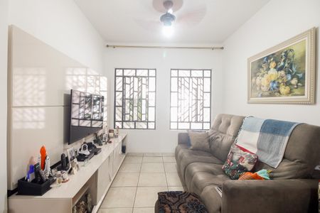 Casa à venda com 225m², 2 quartos e 1 vagaSala 