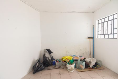 Casa à venda com 225m², 2 quartos e 1 vagaQuarto de Serviço 