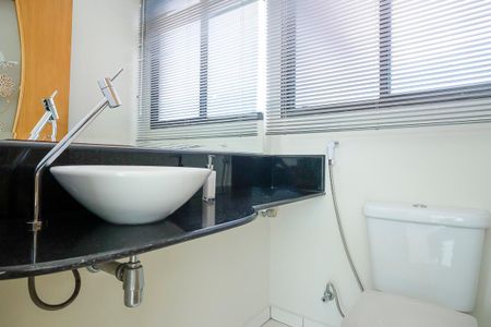 Apartamento à venda com 161m², 4 quartos e sem vagaLavabo