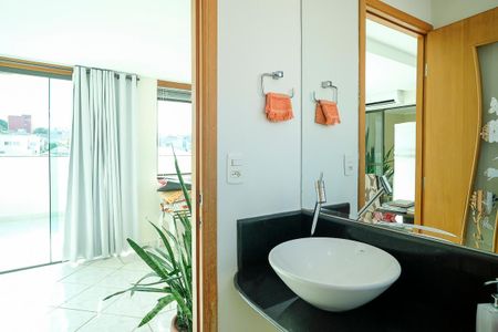 Apartamento à venda com 161m², 4 quartos e sem vagaLavabo