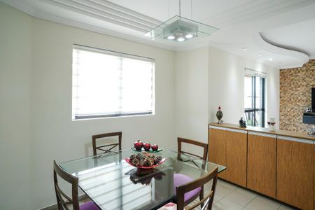 Apartamento à venda com 161m², 4 quartos e sem vagaSala