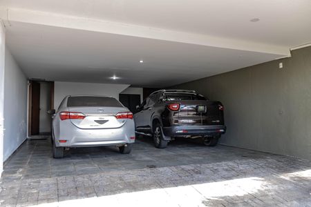 Casa à venda com 450m², 4 quartos e 4 vagasGaragem