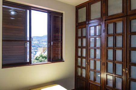 Casa à venda com 450m², 4 quartos e 4 vagasQuarto 2