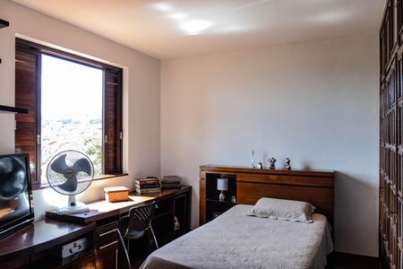 Casa à venda com 450m², 4 quartos e 4 vagasQuarto 1