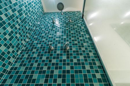 Apartamento à venda com 49m², 2 quartos e 1 vaga Apartamento à venda com 49m², 2 quartos e 1 vagaBanheiro