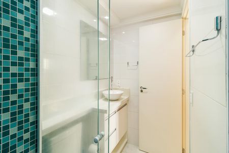 Apartamento à venda com 49m², 2 quartos e 1 vaga Apartamento à venda com 49m², 2 quartos e 1 vagaBanheiro