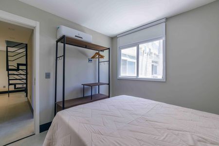 Apartamento à venda com 170m², 3 quartos e 3 vagas Apartamento à venda com 170m², 3 quartos e 3 vagasQuarto 1