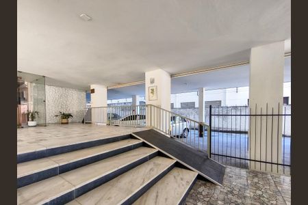 Apartamento à venda com 48m², 2 quartos e sem vagaFachada e portaria