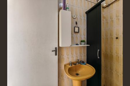 Apartamento à venda com 48m², 2 quartos e sem vagaBanheiro Corredor