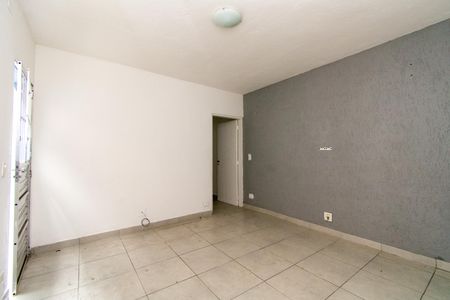 Casa à venda com 200m², 1 quarto e 3 vagasSala
