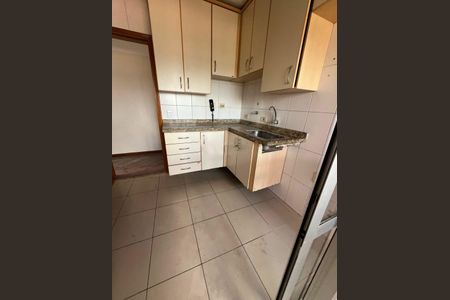 Apartamento à venda com 80m², 3 quartos e 1 vaga