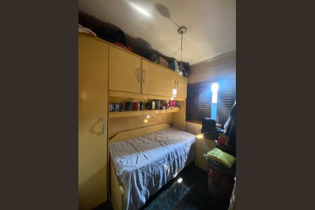 Casa à venda com 270m², 5 quartos e 2 vagas Casa à venda com 270m², 5 quartos e 2 vagasQuarto 3
