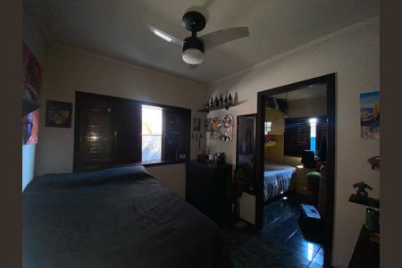 Casa à venda com 270m², 5 quartos e 2 vagas Casa à venda com 270m², 5 quartos e 2 vagasQuarto 2