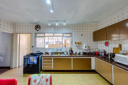 Casa à venda com 411m², 5 quartos e 6 vagasCozinha