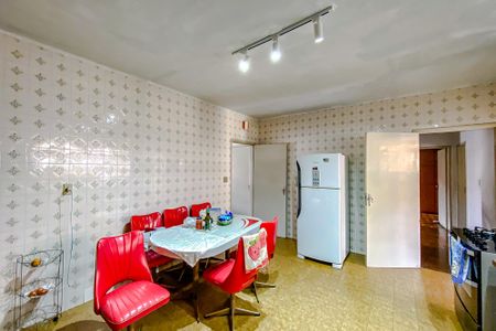 Casa à venda com 411m², 5 quartos e 6 vagasCozinha