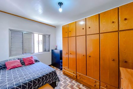 Casa à venda com 411m², 5 quartos e 6 vagasQuarto 1 - Suíte