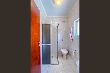 Casa à venda com 411m², 5 quartos e 6 vagasBanheiro Casa 3)