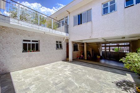 Casa à venda com 411m², 5 quartos e 6 vagasGaragem