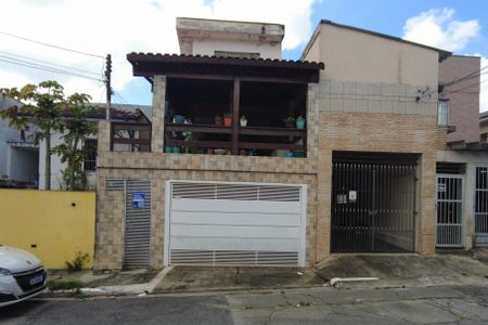 Casa à venda com 200m², 3 quartos e 2 vagasFachada