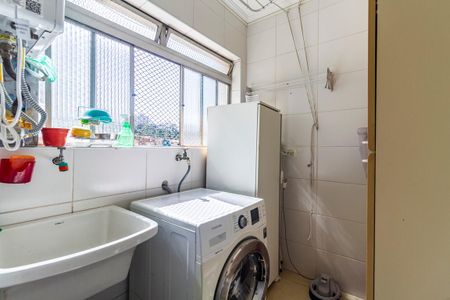 Apartamento à venda com 93m², 3 quartos e 2 vagas Apartamento à venda com 93m², 3 quartos e 2 vagasÁrea de Serviço