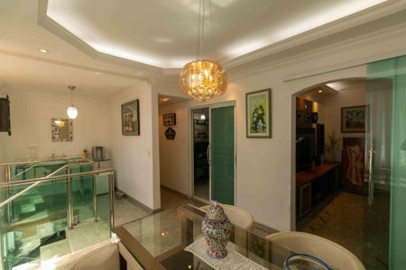 Casa à venda com 280m², 3 quartos e 2 vagas Casa à venda com 280m², 3 quartos e 2 vagasSala de Estar