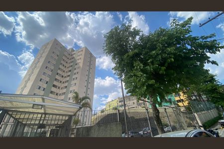 Apartamento à venda com 50m², 2 quartos e 1 vaga Apartamento à venda com 50m², 2 quartos e 1 vagaFachada