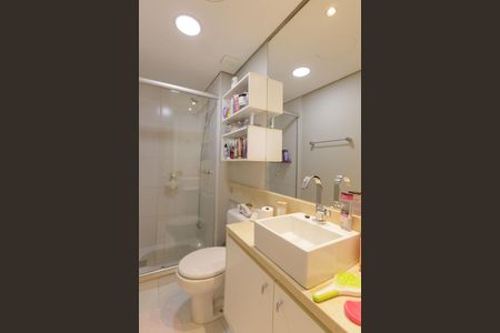 Apartamento à venda com 69m², 2 quartos e 1 vagaBanheiro Corredor