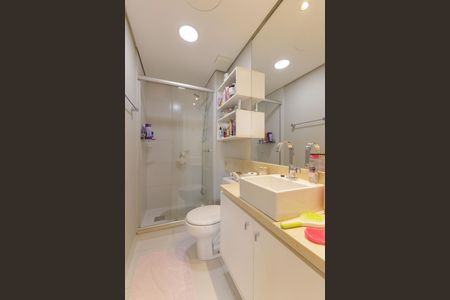 Apartamento à venda com 69m², 2 quartos e 1 vagaBanheiro Corredor