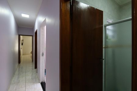 Casa à venda com 137m², 3 quartos e 2 vagasCorredor piso superior