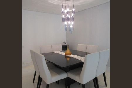 Apartamento à venda com 194m², 3 quartos e 3 vagas