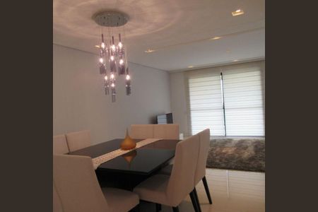 Apartamento à venda com 194m², 3 quartos e 3 vagas