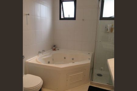 Apartamento à venda com 194m², 3 quartos e 3 vagas