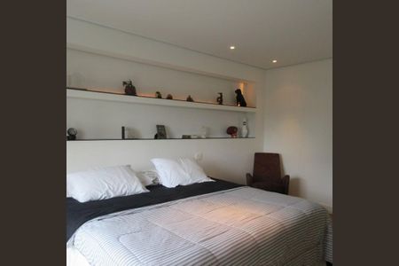 Apartamento à venda com 194m², 3 quartos e 3 vagas