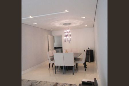 Apartamento à venda com 194m², 3 quartos e 3 vagas