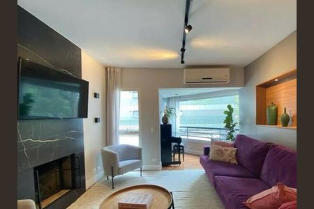 Apartamento à venda com 220m², 4 quartos e 3 vagas