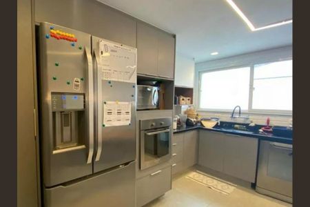 Apartamento à venda com 220m², 4 quartos e 3 vagas