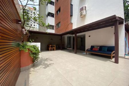 Apartamento à venda com 220m², 4 quartos e 3 vagas