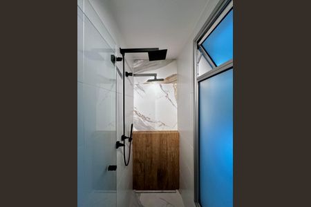 Casa à venda com 490m², 4 quartos e 7 vagas Casa à venda com 490m², 4 quartos e 7 vagasBanheiro Suíte 3 Térreo