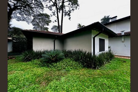 Casa à venda com 490m², 4 quartos e 7 vagas Casa à venda com 490m², 4 quartos e 7 vagasQuintal