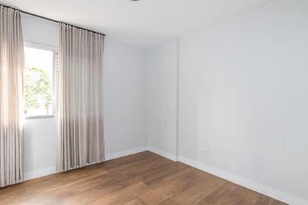 Apartamento à venda com 90m², 3 quartos e 1 vagaQuarto 2