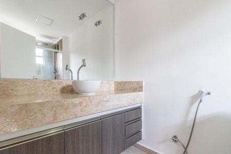 Apartamento à venda com 90m², 3 quartos e 1 vagaBanheiro da Suíte