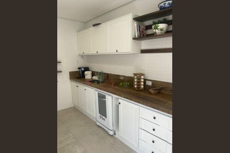 Casa à venda com 175m², 3 quartos e 4 vagas