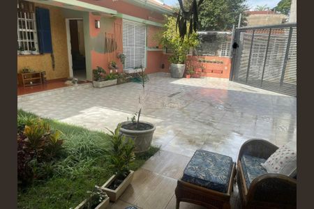 Casa à venda com 175m², 3 quartos e 4 vagas