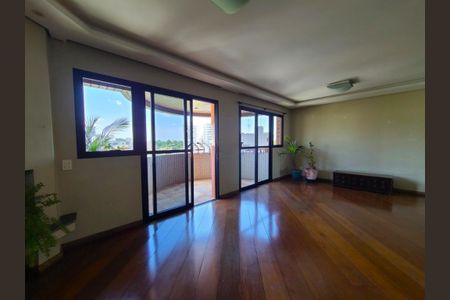 Apartamento à venda com 140m², 3 quartos e 3 vagas