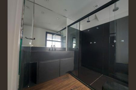 Apartamento à venda com 222m², 2 quartos e 4 vagas