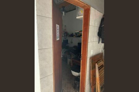Casa à venda com 100m², 2 quartos e 1 vaga