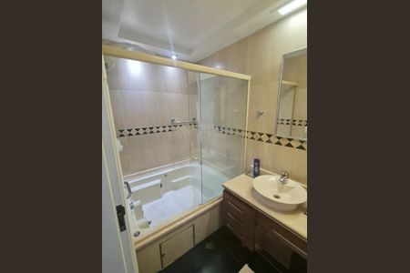 Casa à venda com 300m², 5 quartos e 4 vagas